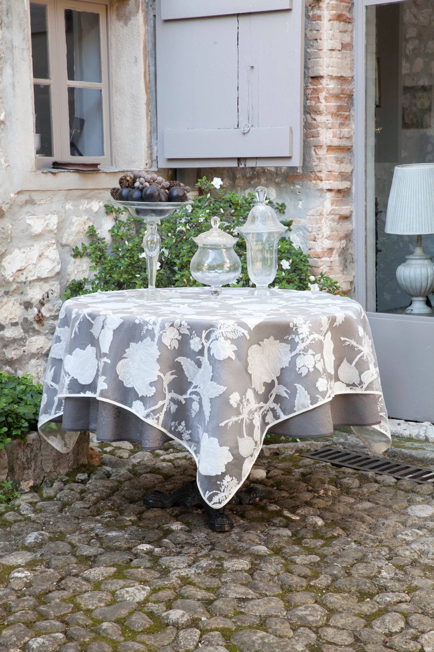 Volupté Organza Tablecloth