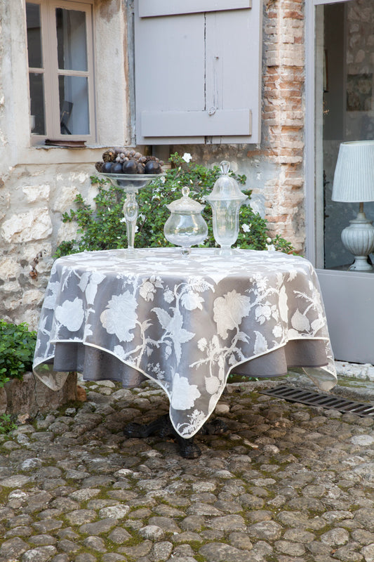 Volupté Organza Tablecloth