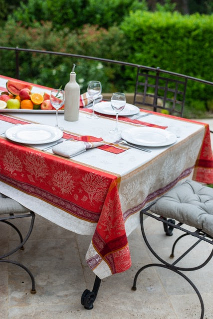 Oceane Coral Jacquard Tablecloth (Water-Repellent)